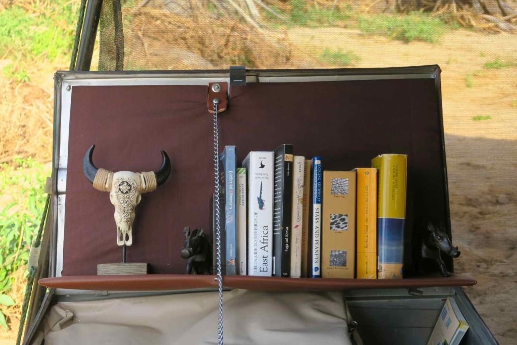 Cos'è The Bush Camp - Safari in campo tendato mobile